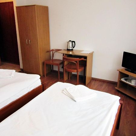 Scsk Brzezno Hostel Gdansk Exterior photo